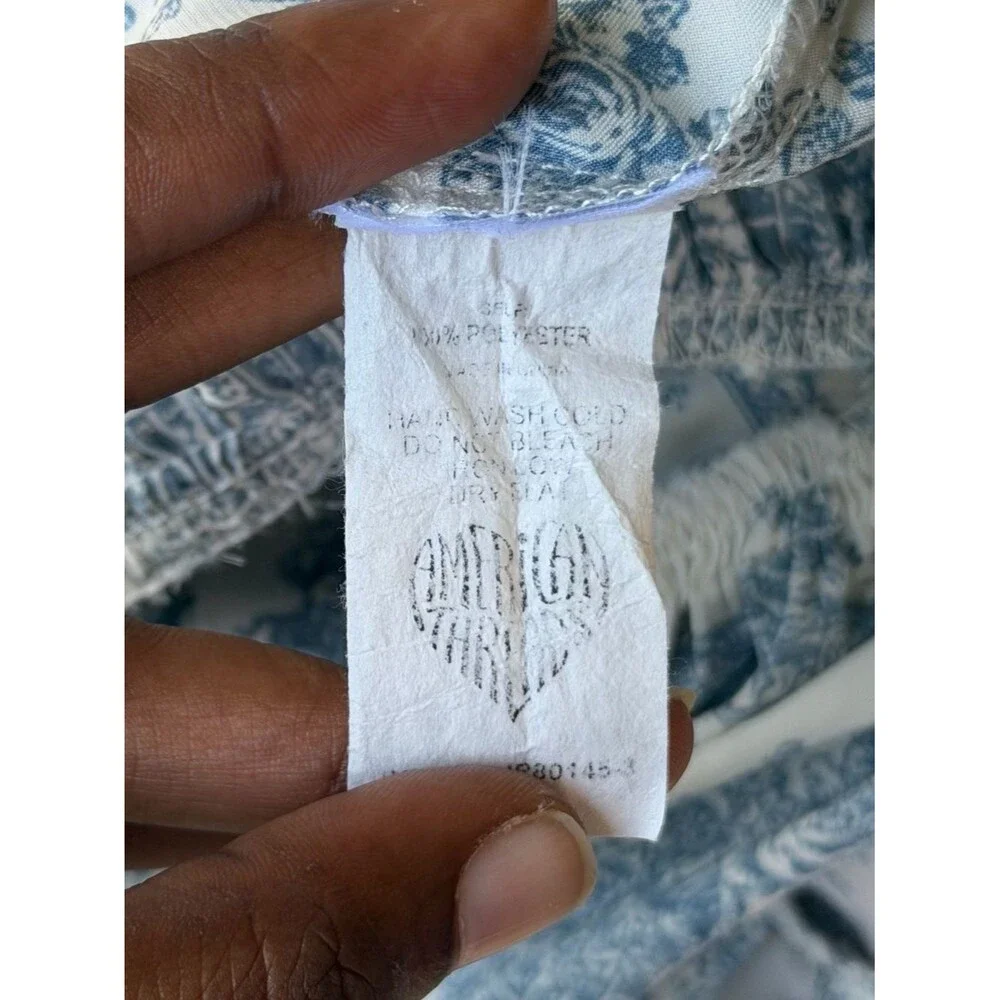American Threads blue white